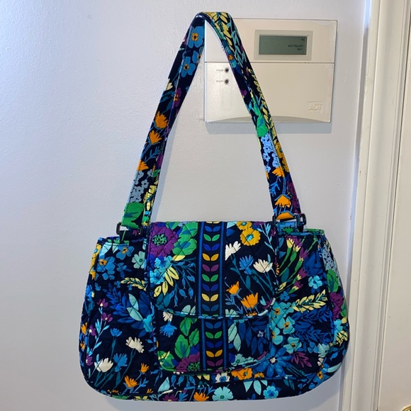 Women's Vera Bradley Midnight Blues Floral Quilted Bag Retired 2016? - Picture 1 of 6
